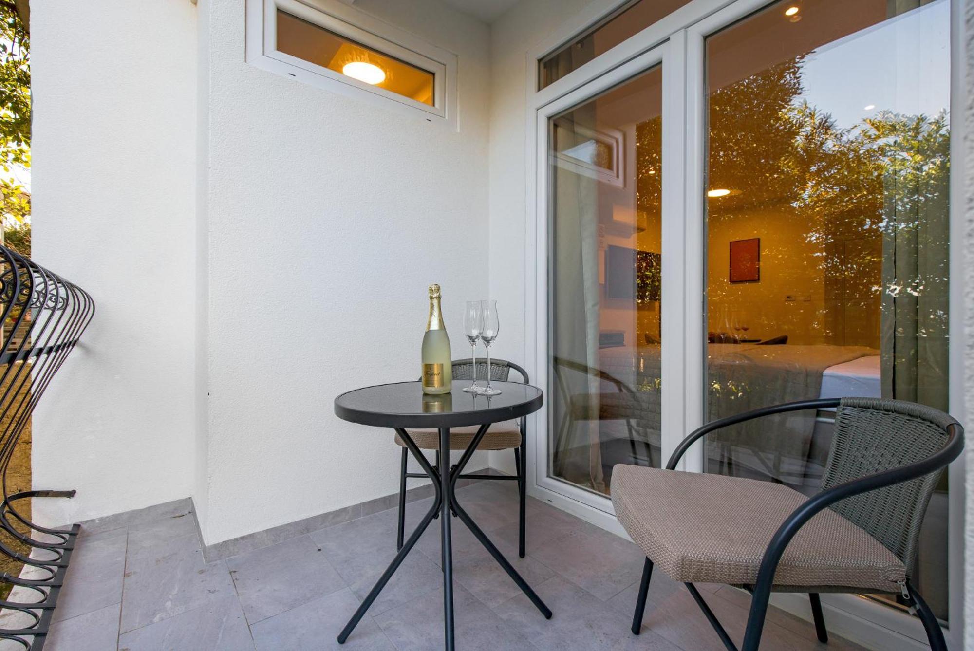 Brand New Apartments Villa Tereza Icici, 100M From The Beach Kültér fotó